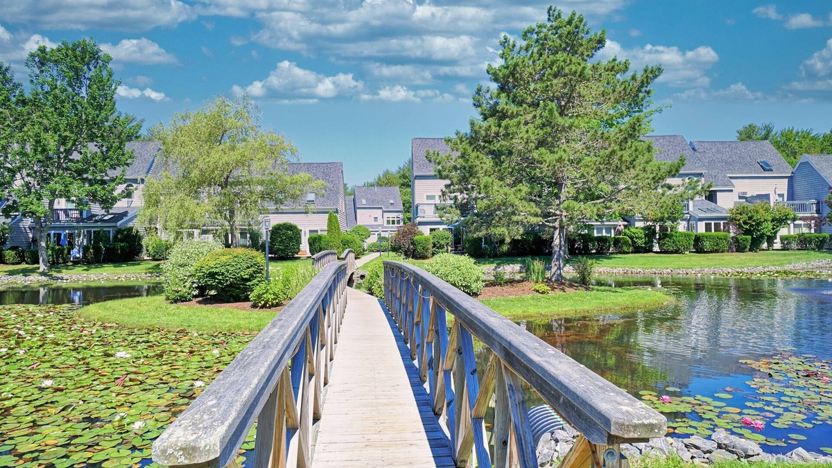 Ocean Park Condo | Ocean Park Meadows #93 by Bayley Vacation Rentals