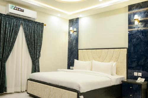 Karachi Hotel | Ocean Pearl Hotel