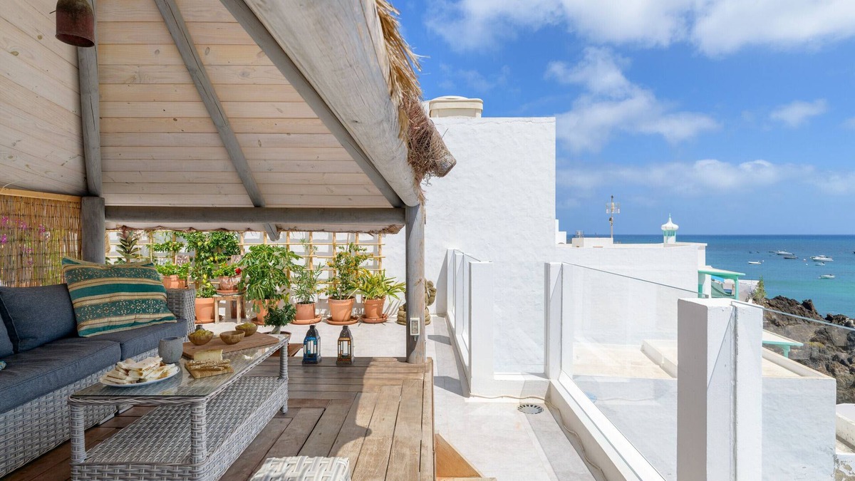 Punta Mujeres Apartment | Ocean Pebbles, The Sound of the Sea