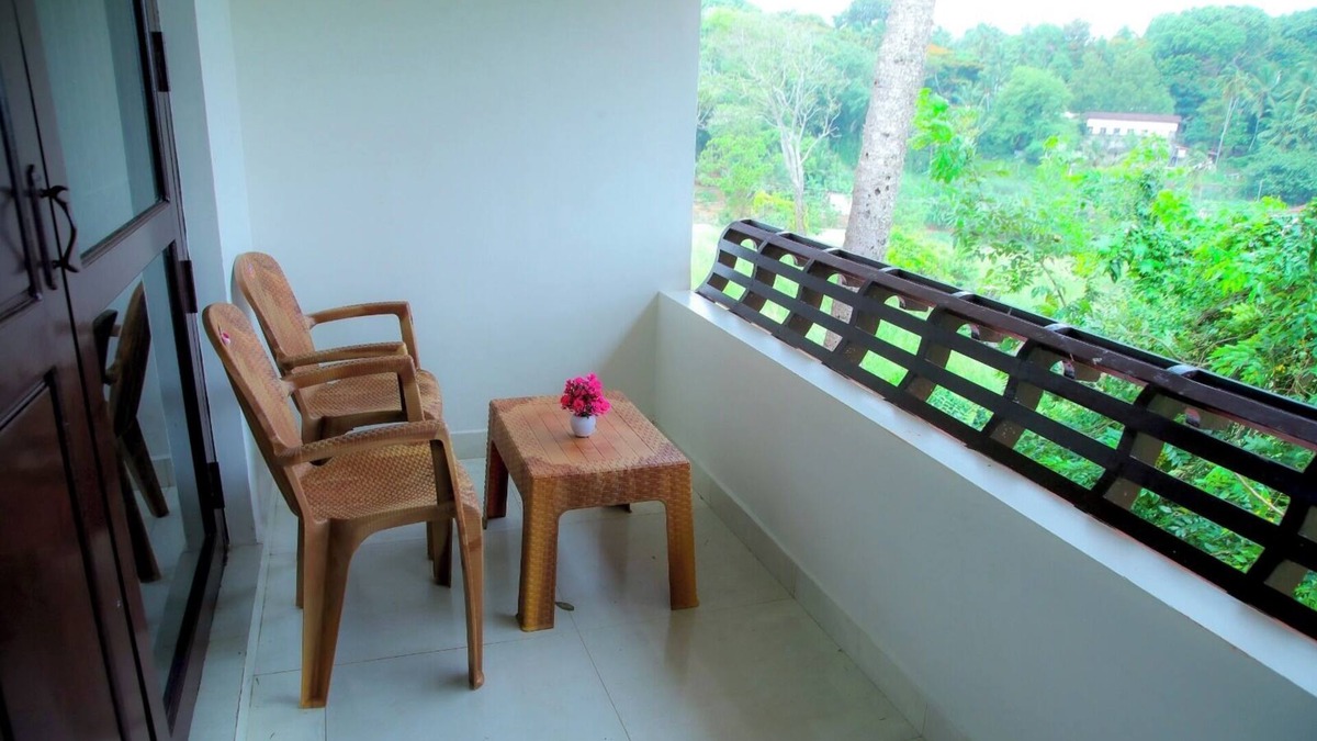 Kovalam Hotel | Ocean Queen Palace Hotel