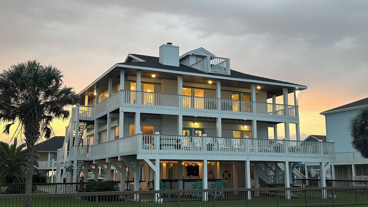 Port Bolivar House | Ocean Retreat, certified personal elevator, steps to beach, grill & fenced yard