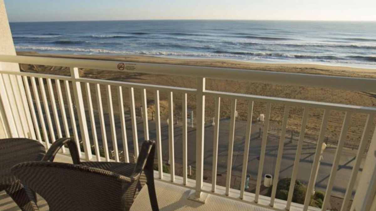 Northeast Virginia Beach Resort | Ocean Sands Resort with a nice Oceanfront Balcony