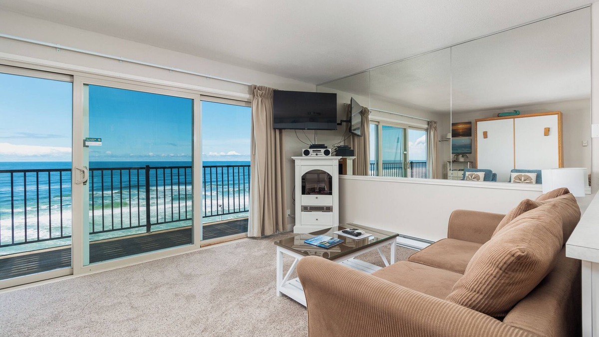 Lincoln City Condo | Ocean Terrace Condominiums