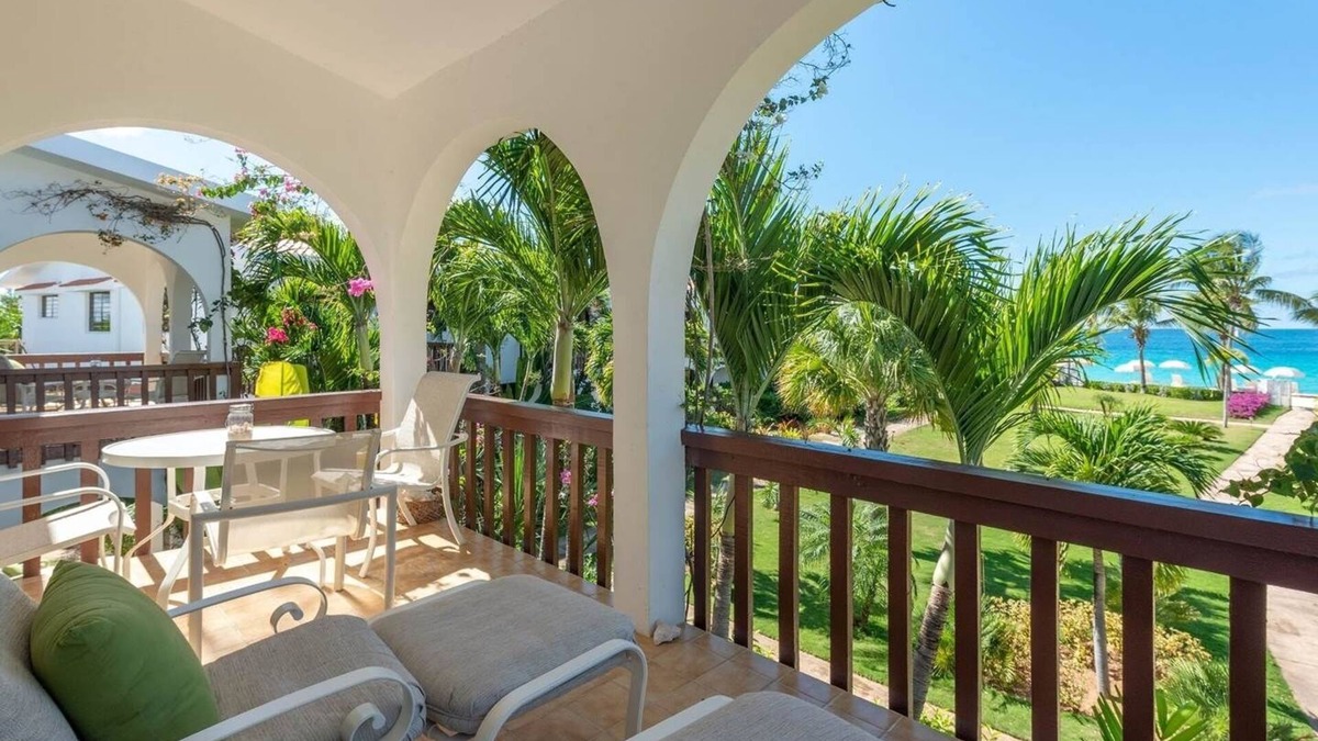 West End Village Hotel | Ocean View | 1-Bedroom | Island getaway