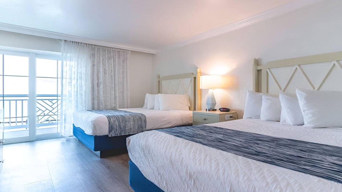 Captiva Hotel | Ocean View 1BR w/Private Balcony – Perfect Family Retreat! | Parking | Pool