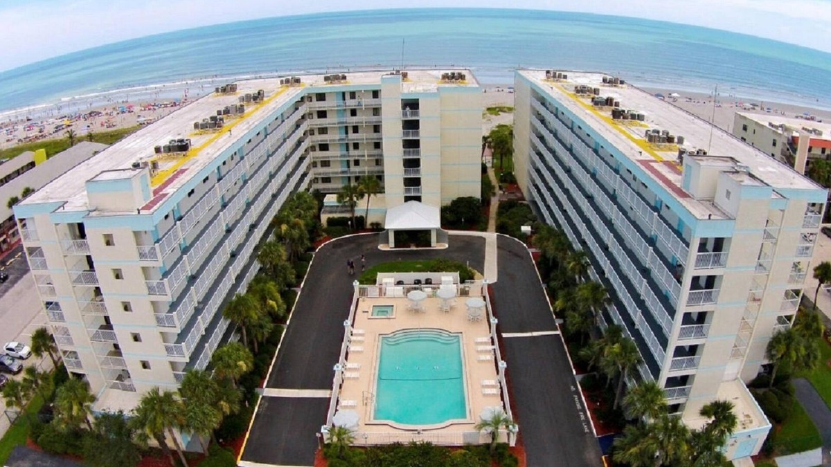 Cocoa Beach Condo | Ocean View -5th Floor-2 Balconies, Space X Launches, 180-degree views East-West