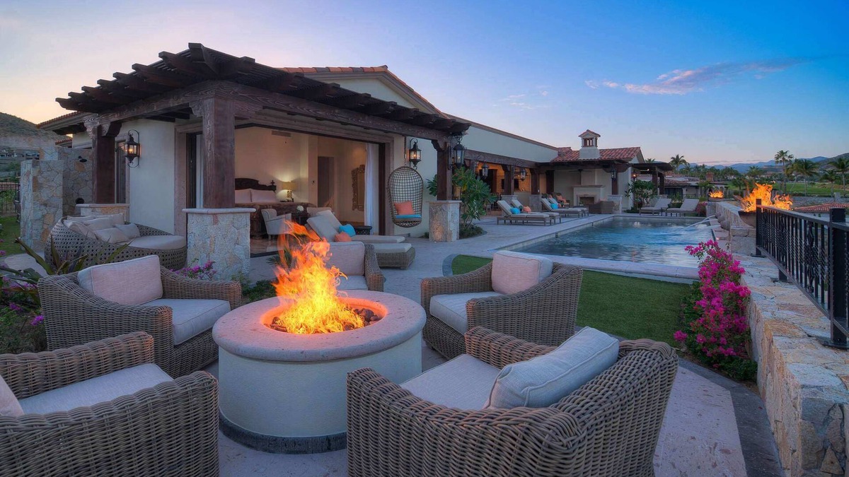 Palmilla Villa | Ocean View 6BR Casa Bella Villa Includes Pool, Fire Pit, Gourmet Kitchen + More
