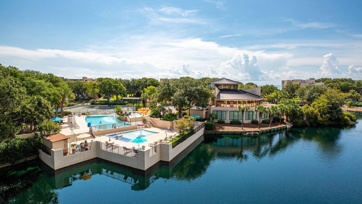 Folly Field Condo | Ocean View at Island Club