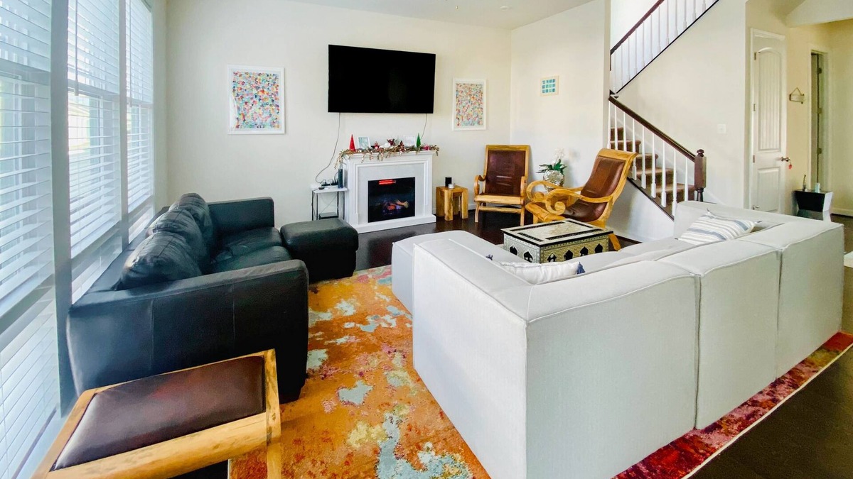 Frankford House | Ocean View Beach Club designer home with bikes, resort-style pool, sauna & gym