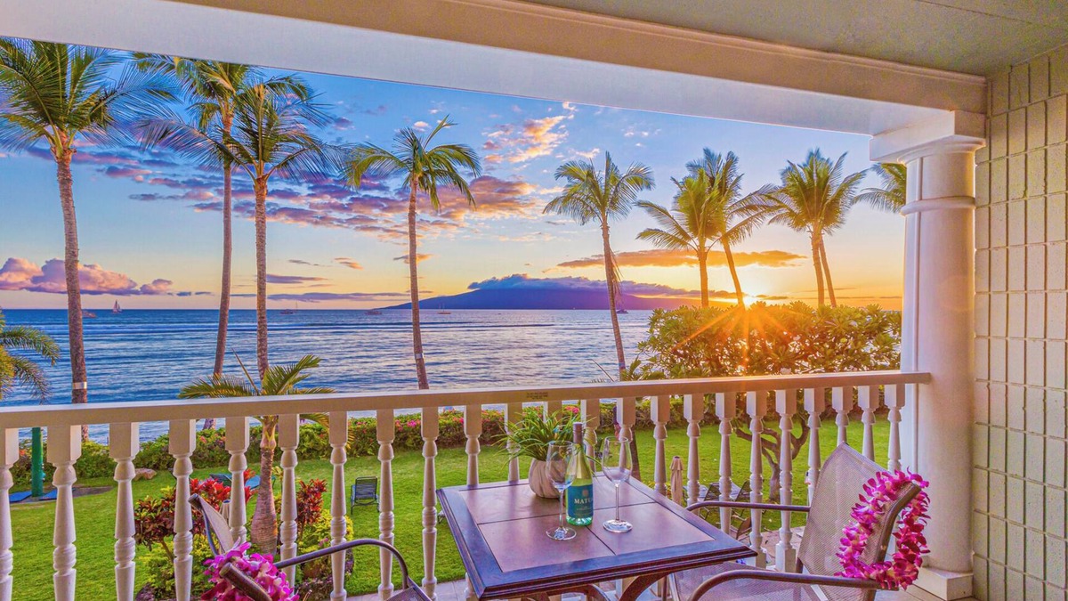 Historic Lahaina Front Street Condo | Ocean View Beach Front Condo in Downtown Lahaina