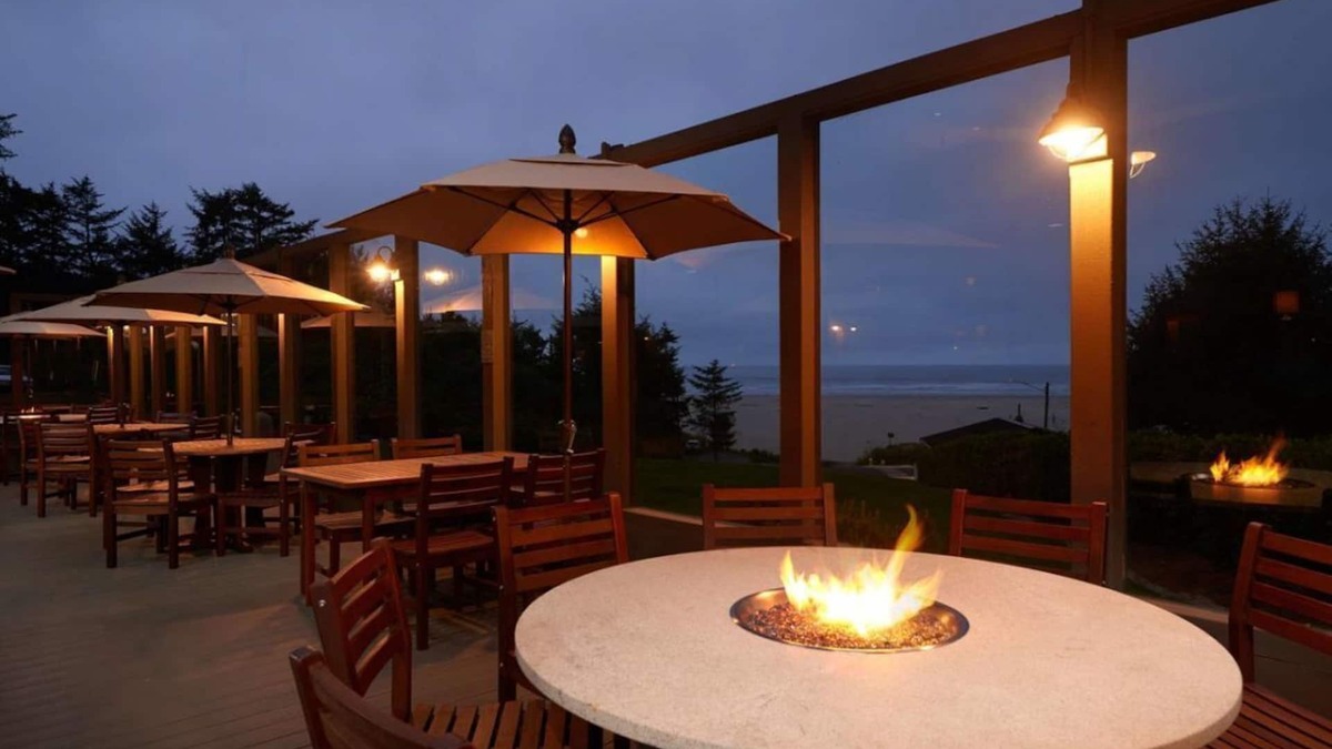 Newport Hotel | Ocean View Family-Friendly Room: Close to Yaquina Bay Lighthouse