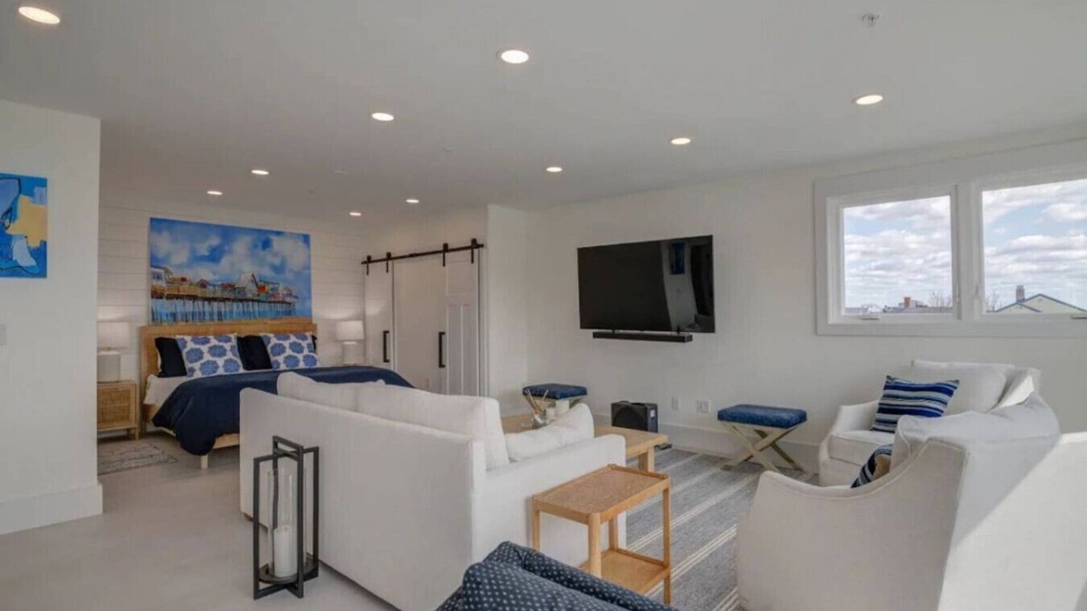 Ocean Park Apartment | Ocean View Luxury Condo with Rooftop Lounge