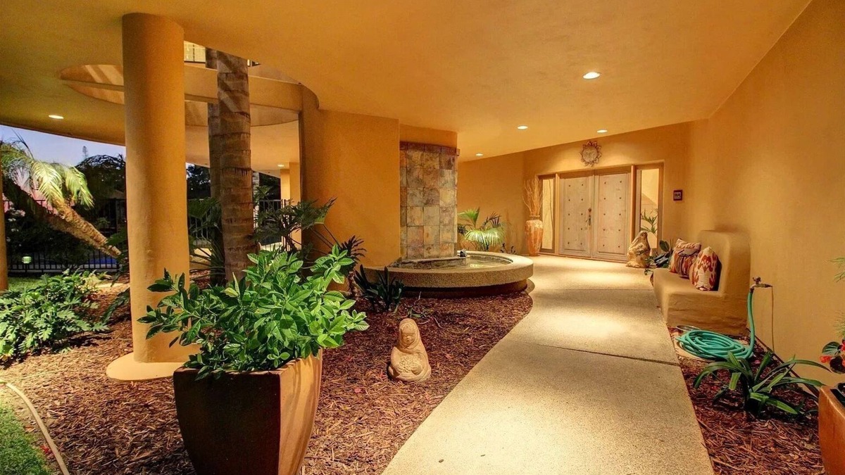 Mount Helix House | Ocean View! Mansion Magnificent Southwest inspired home featuring