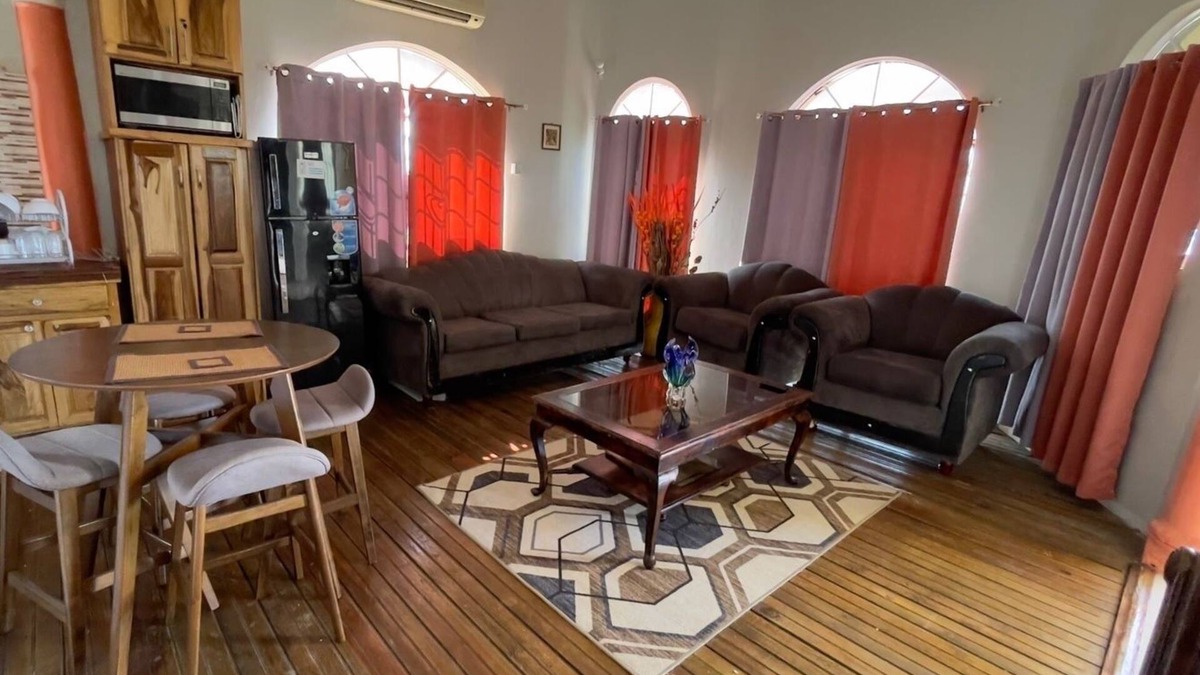 Montego Bay Bed & Breakfast | Ocean view property 10 minutes away from the airport with roof top terrace.