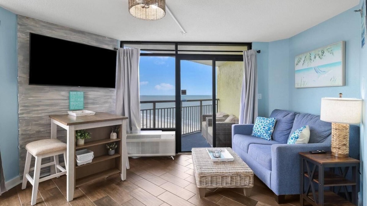 Myrtle Beach Hotel | Ocean View Retreat: Includes Breakfast 14th Flr