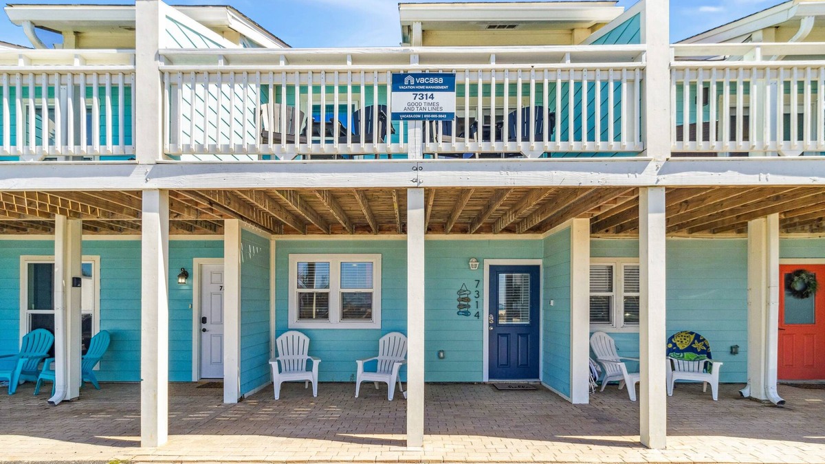 Port St. Joe House | Ocean-view townhouse across street from beach with patio, W/D, streaming, AC