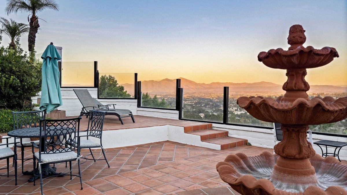 Laguna Niguel Villa | OCEAN VIEW VILLA in Warm, Sunny Southern California