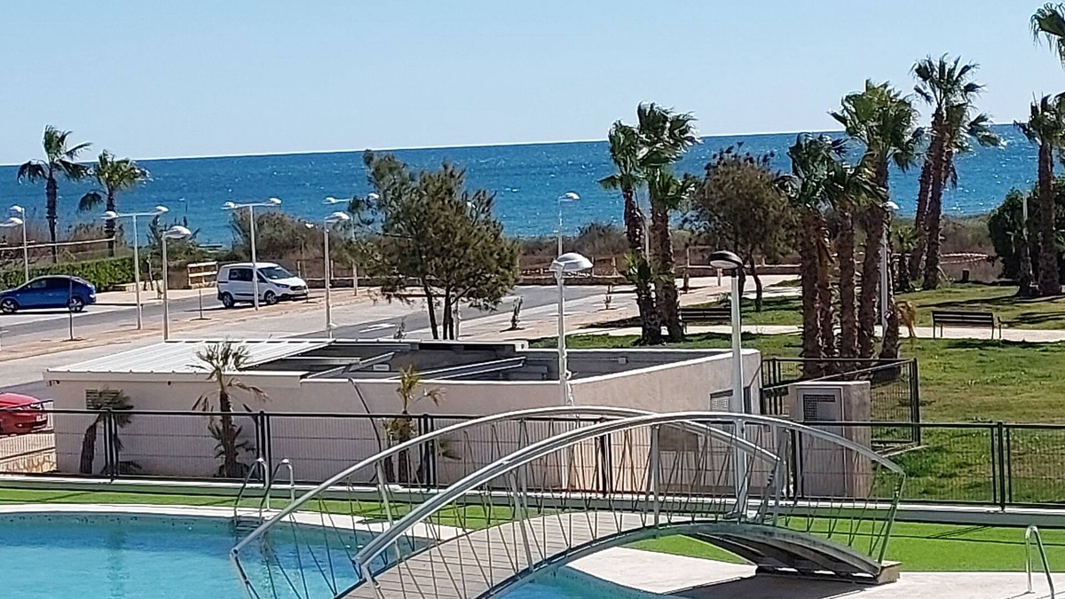 Cabanes Apartment | Ocean viewpoint in front of Torre la Sal beach. Close to Magic World.