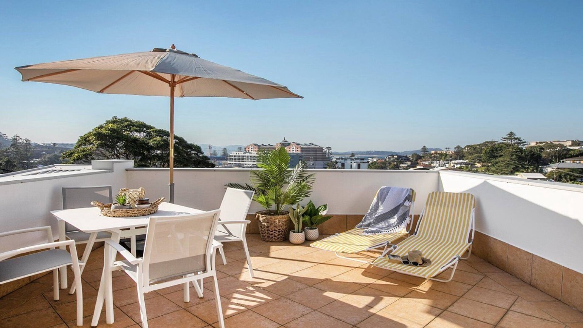 Terrigal House | Ocean views and an easy walk to Terrigal, beach, boutique shops and eateries