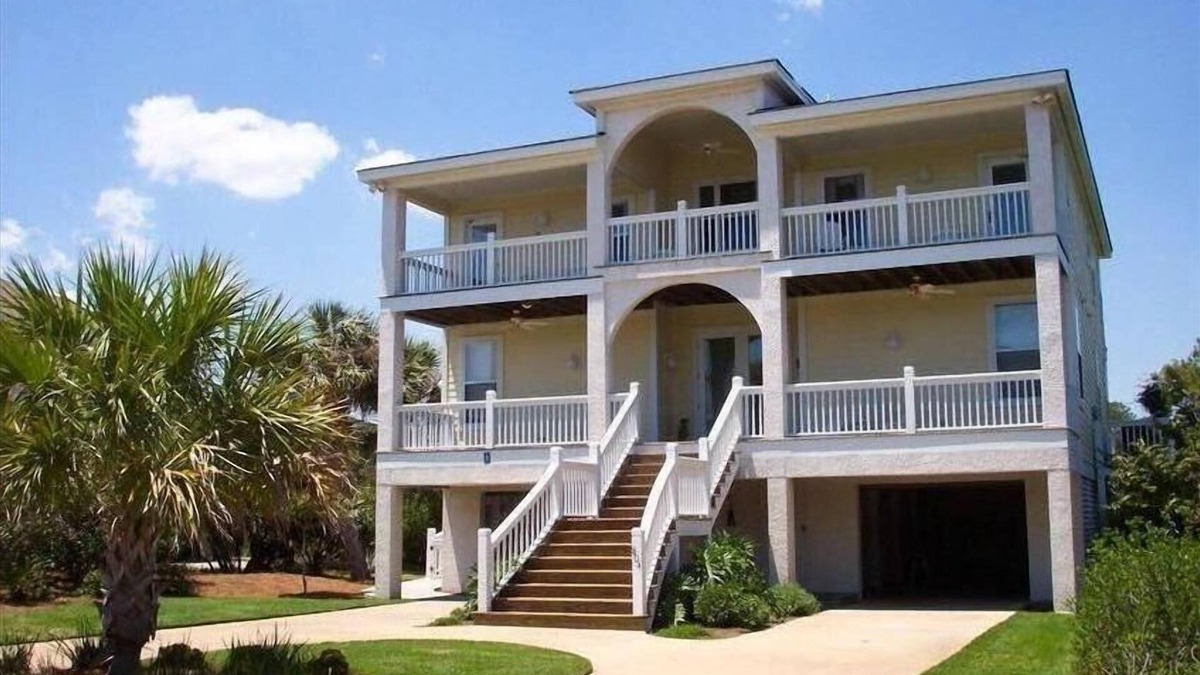 Saint Helena Island House | Ocean Views! Aug specials,5 star reviews, easy beach access. Cards, cart incl!