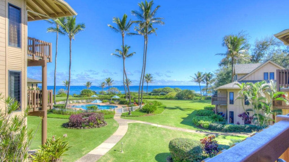 Lihue Condo | Ocean Views W/Private Lanai - Kaha Lani 206