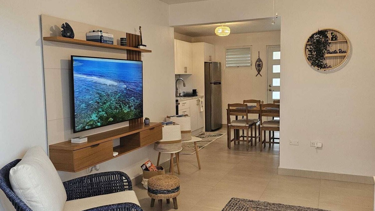 Vilomar Apartment | Ocean Villa - Renovated Condo by the Beach!