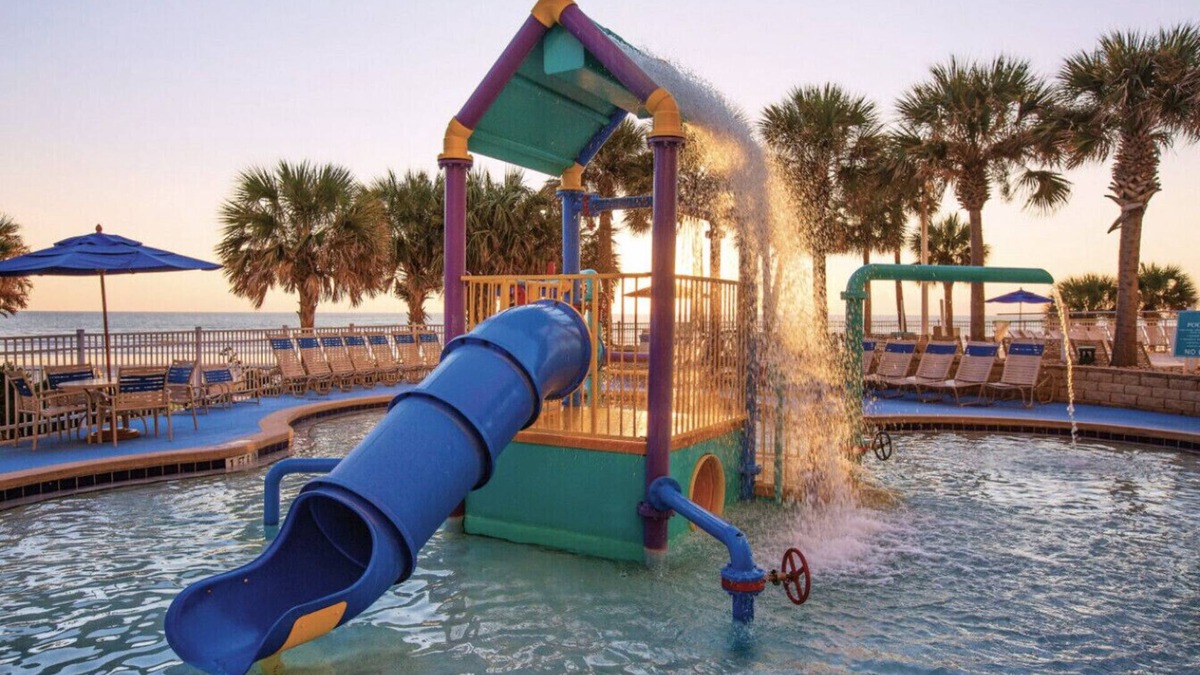 Brush - Stewarts Resort | Ocean Walk 1 BR DELUXE, Sleeps 4, Next to Bandshell, Pier, Ocean Walk Village!