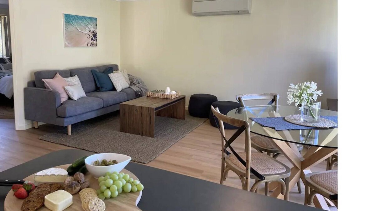 Huskisson Villa | 'Ocean Whispers' Villa in Huskisson close to Beach