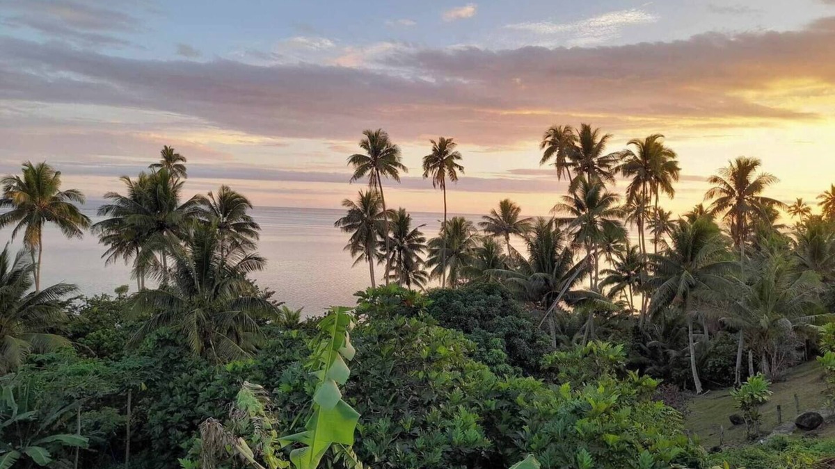 Savusavu House | Ocean White House
