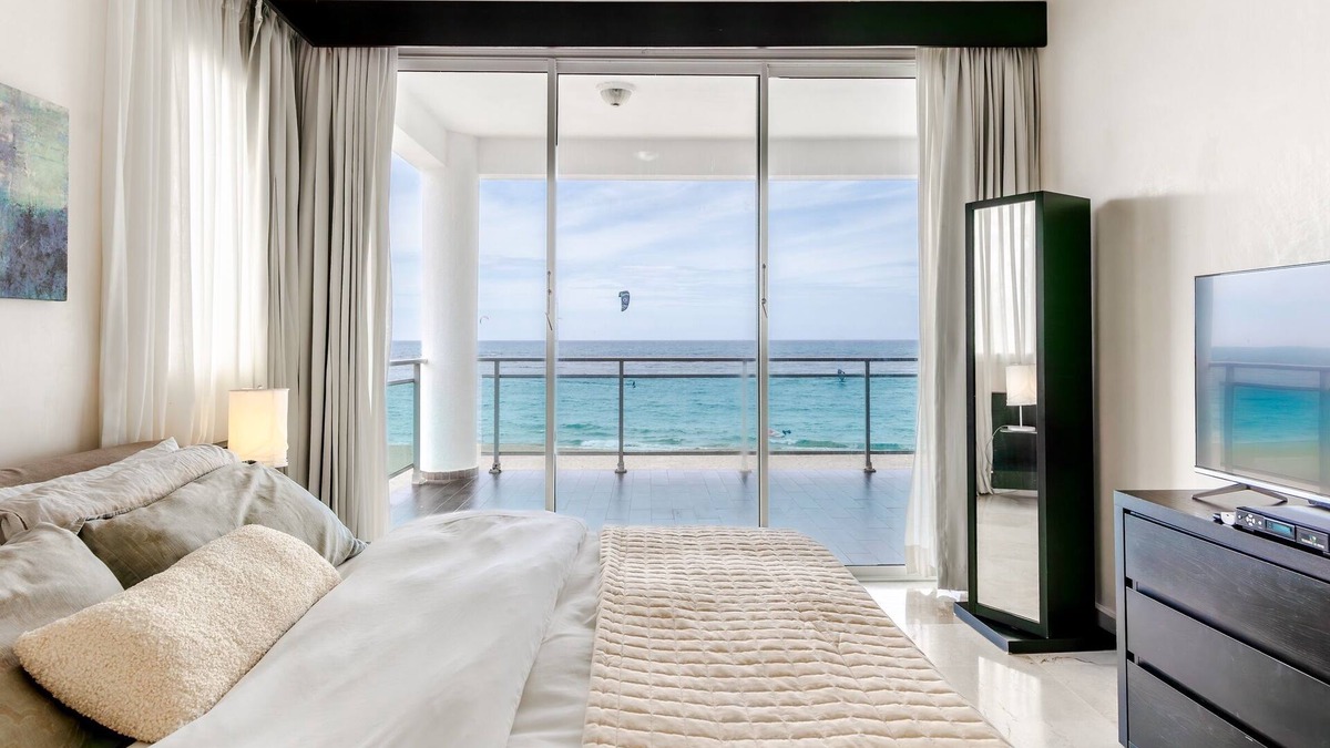 Cabarete Condo | Oceanfront 2BR Condo | Pool, Hot Tub | TOP Floor 408