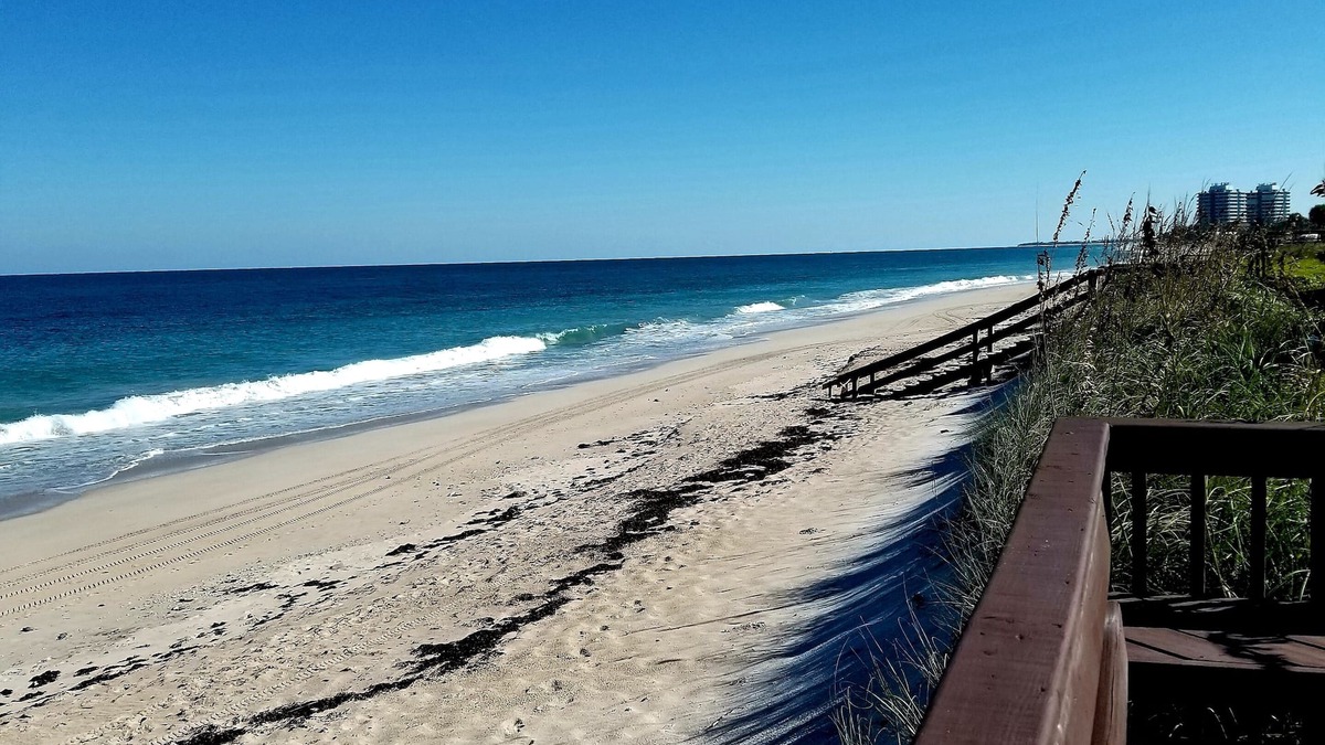 Central Beach Condo | Oceanfront and Ocean view paradise! Two-bedroom/two-bath vacation retreat.