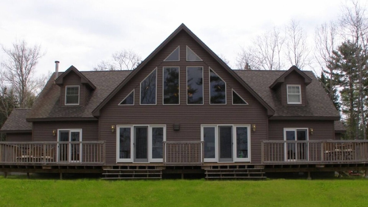 Hancock Ski Chalet | Oceanfront Chalet with privacy and spectacular views. Romantic or family getaway