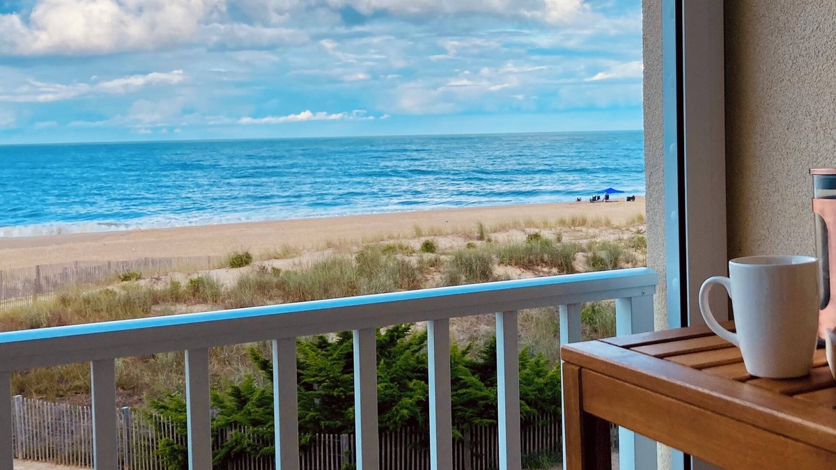 North Ocean City Apartment | Oceanfront condo in North OC with amazing views!