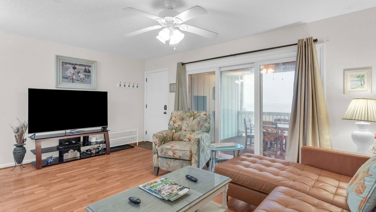 North Carolina Coast Condo | Oceanfront Condo | Walk to Beach & Boardwalk