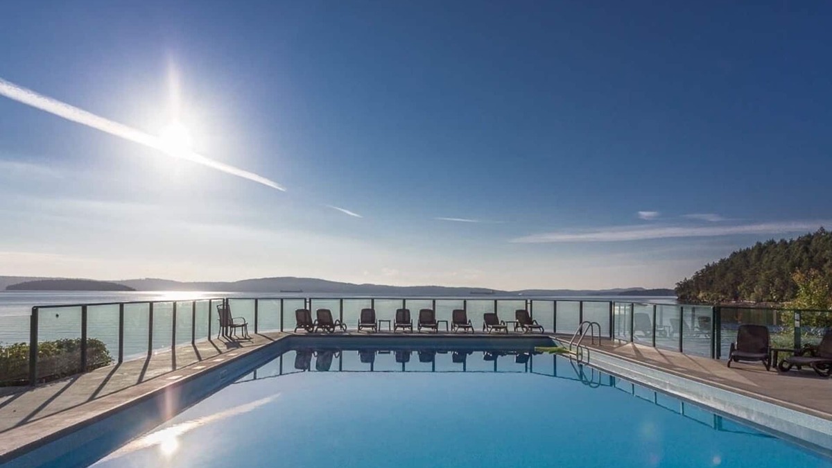 Yellow Point Condo | Oceanfront Condo: Your Getaway by the Sea