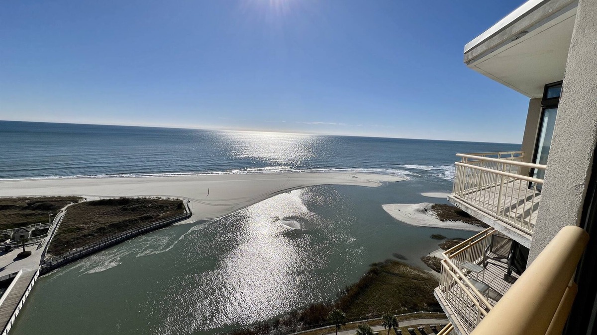Briarcliffe Acres Condo | Oceanfront Dream Vacation! 11th Floor-What a View! + Beach Locker-Book Early!