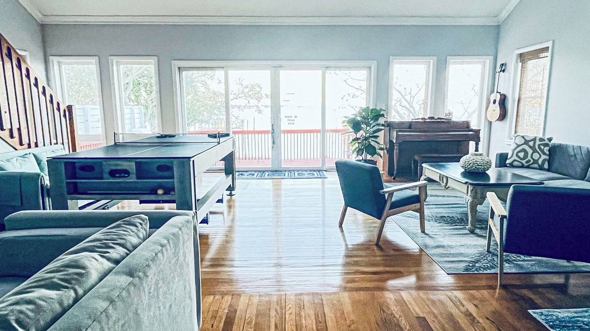 Willoughby Spit House | Oceanfront Escape Private Beach