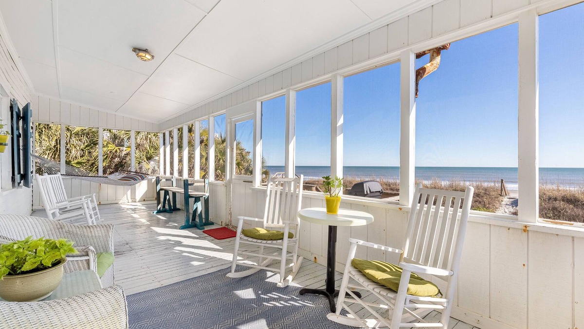 Charleston County House | Oceanfront Home/Pet Friendly/Screened Porch/4 Bedrooms/1 Bath/Sleep 8