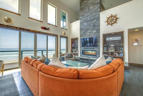 South Beach House | Oceanfront Home with Hot Tub, Sauna, 8 Mi to Newport