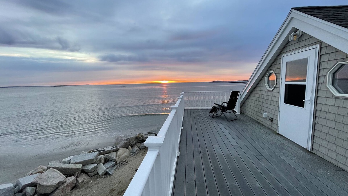 Camp Ellis House | Oceanfront home with Stunning views, Private Deck