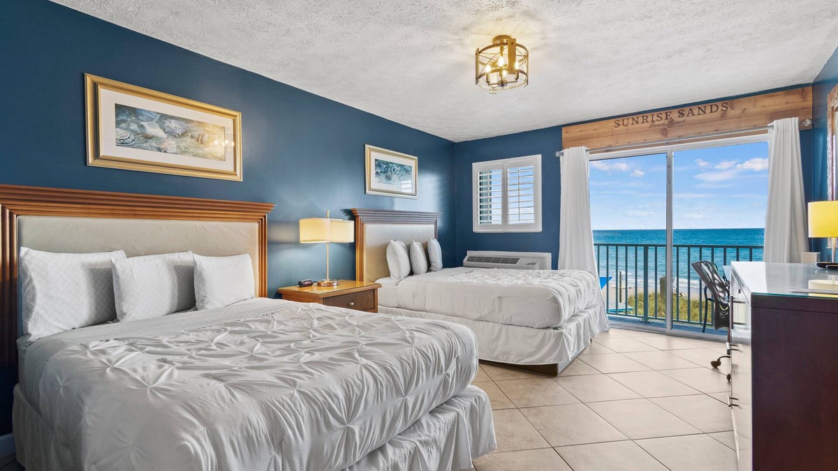 Fort Pierce Hotel | Oceanfront Inn Room #22- Ocean View Balcony, 2 Full Beds