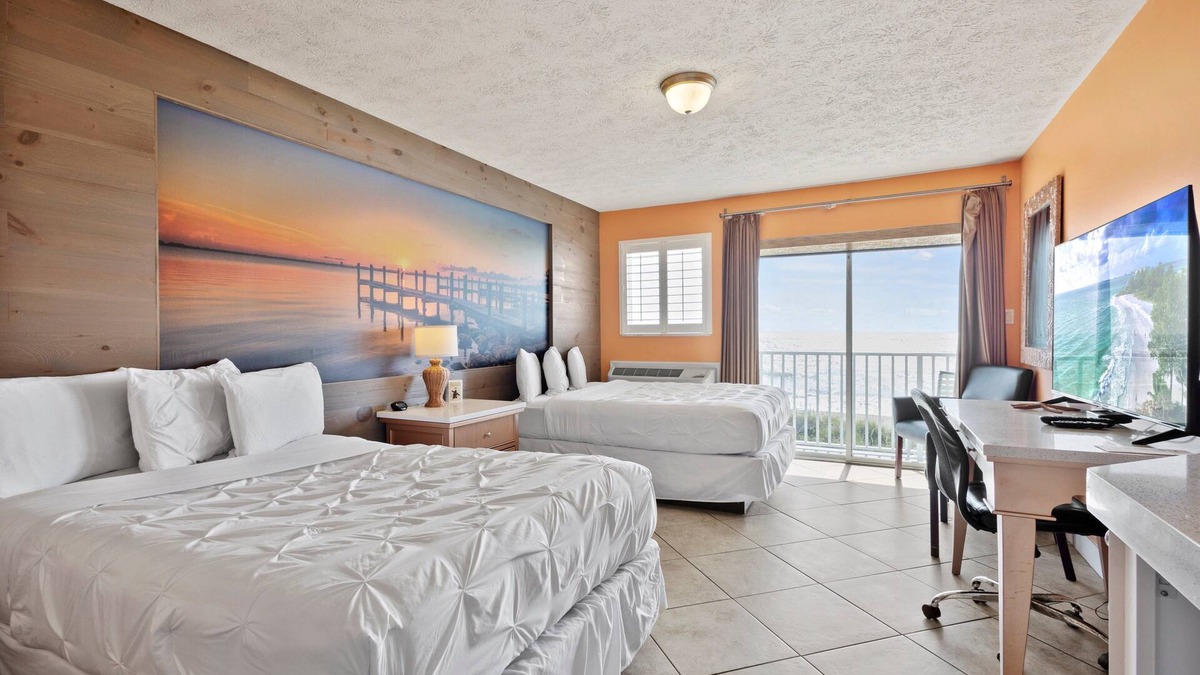 Fort Pierce Hotel | Oceanfront Inn Room #24- Ocean View Balcony, 2 Full Beds