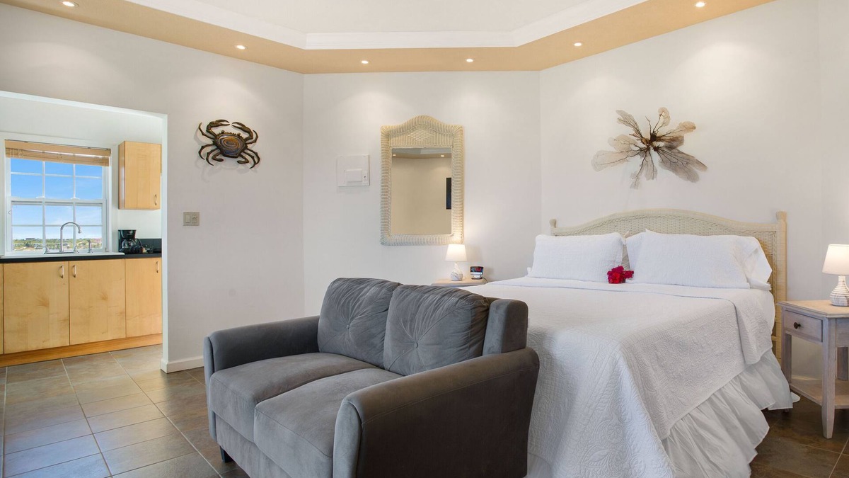 Island Harbour Apartment | Oceanfront Lux Suite With Panoramic Views Arawak Beach Club