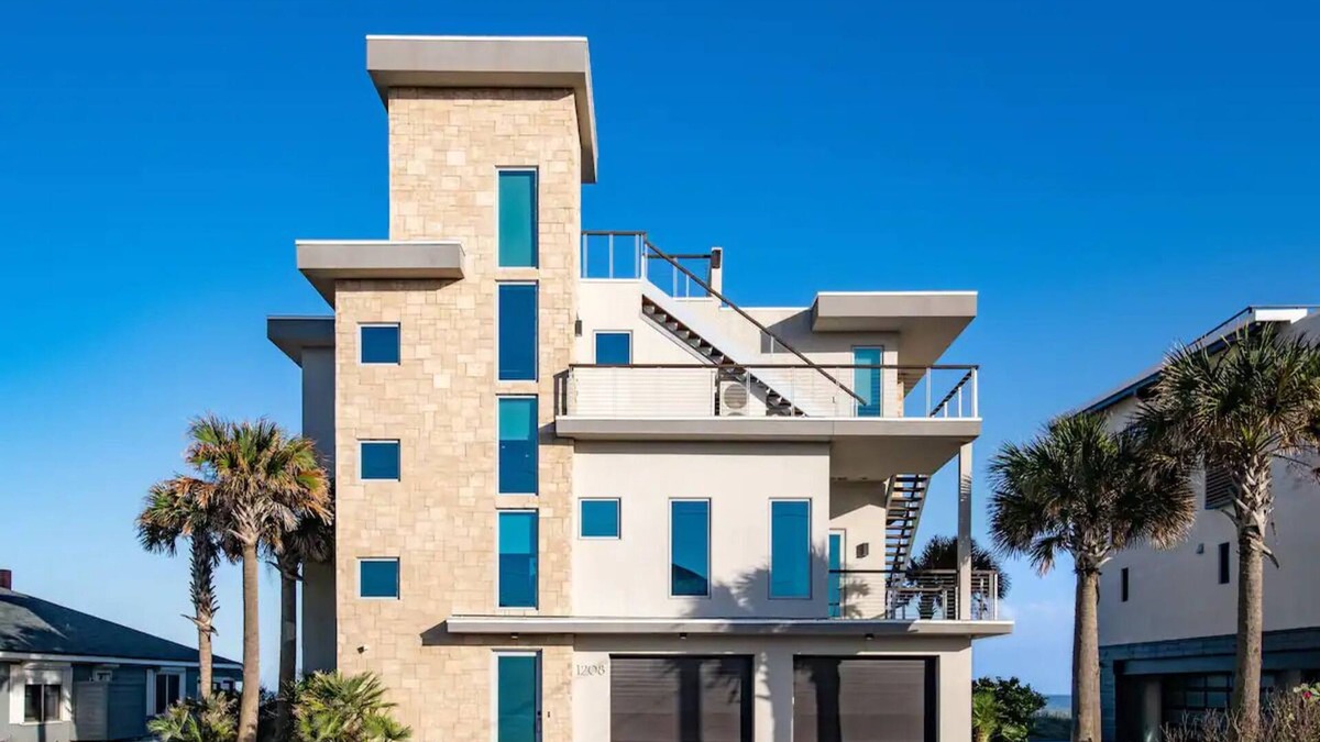 Ocean Cay House | Oceanfront Luxe/BBQ Grill Fire Pit