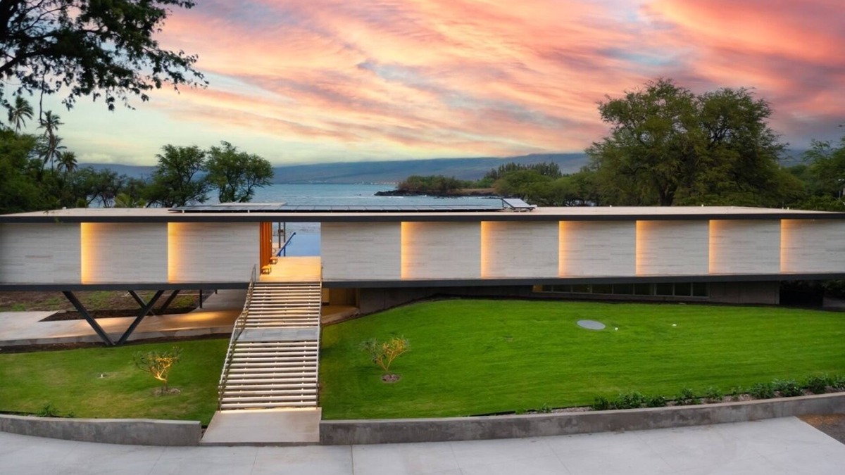 Puako House | Oceanfront Luxe 4BD Puako Estate: Infinity Pool & Privacy