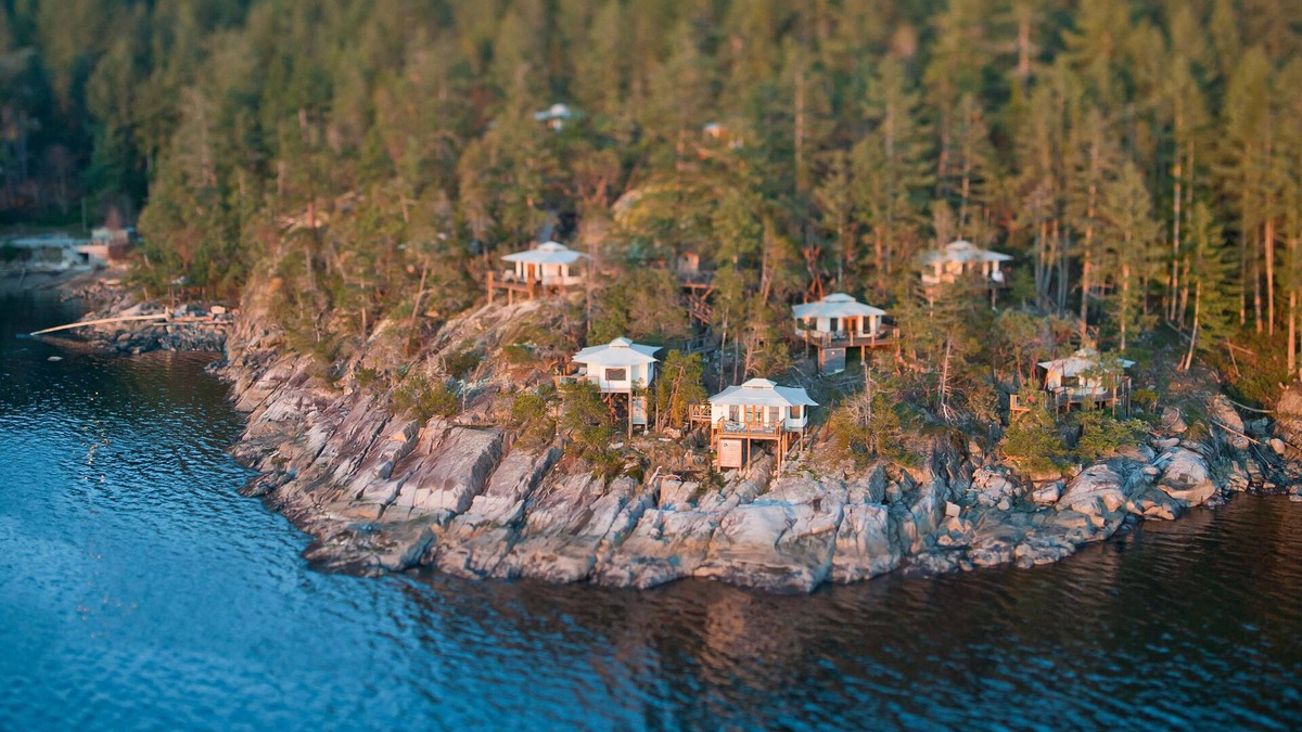 Halfmoon Bay Apartment | Oceanfront Luxury Tenthouse A