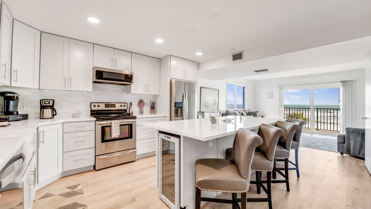 Ormond Beach Condo | Oceanfront Luxury- Sand & Sea with a Modern Appeal