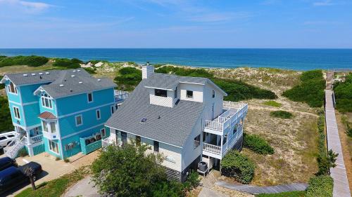 Ocean Sands House | OCEANFRONT, Ocean Views, Sun Deck, Close to Beach Access, OS18D, A Place By The Sea