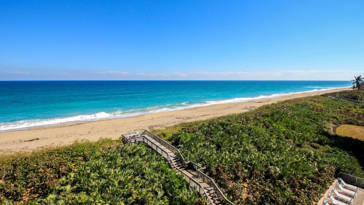 Stuart Condo | Oceanfront Penthouse with Amazing Views on S. Hutchinson Island/Stuart