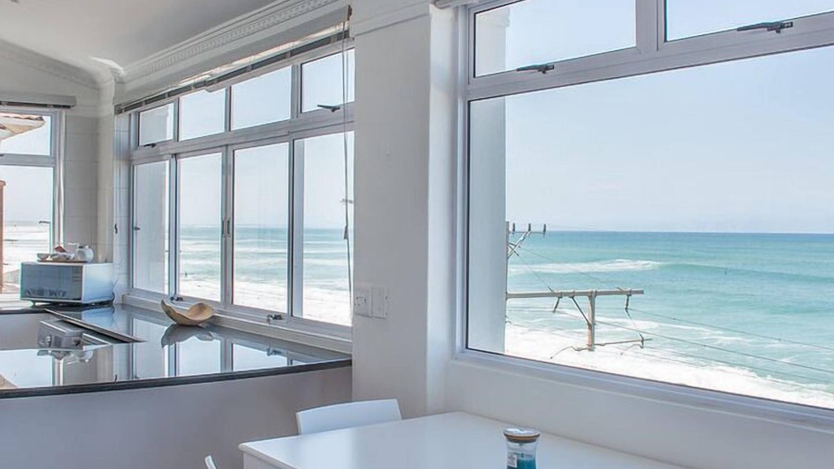 Kalk Bay House | Oceanfront Penthouse